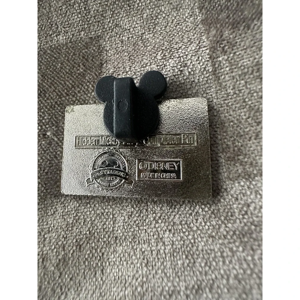 Authentic Disney 2012 Hidden Mickey Completer Pin Big Bad‎ Wolf DCA Construction